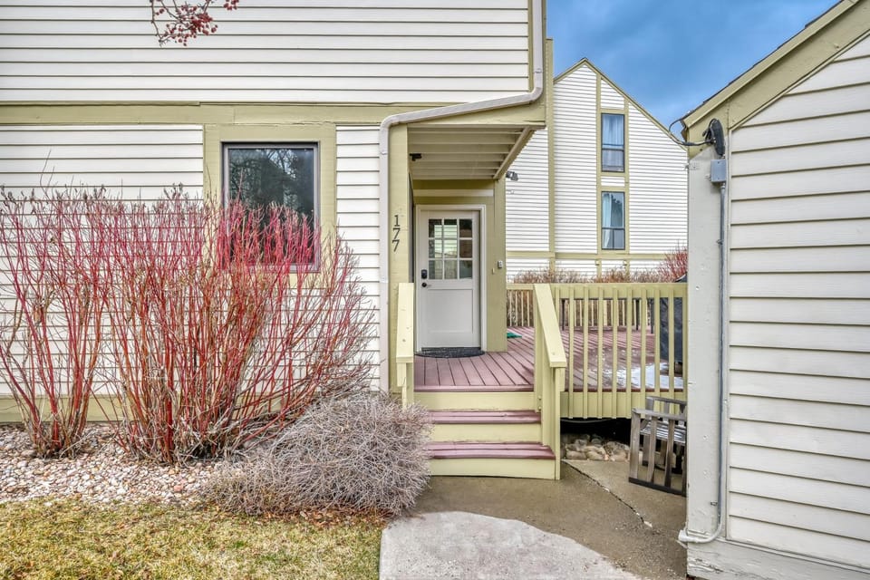 Family Retreat Hot Tub Pet Friendly 177 House in Snyderville