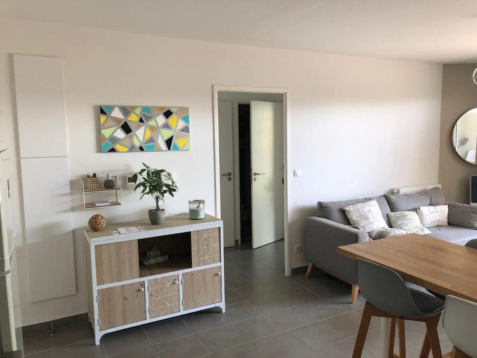 Montpellier Port Marianne T2 45 m2 terrace 20 m2 Apartment in Montpellier