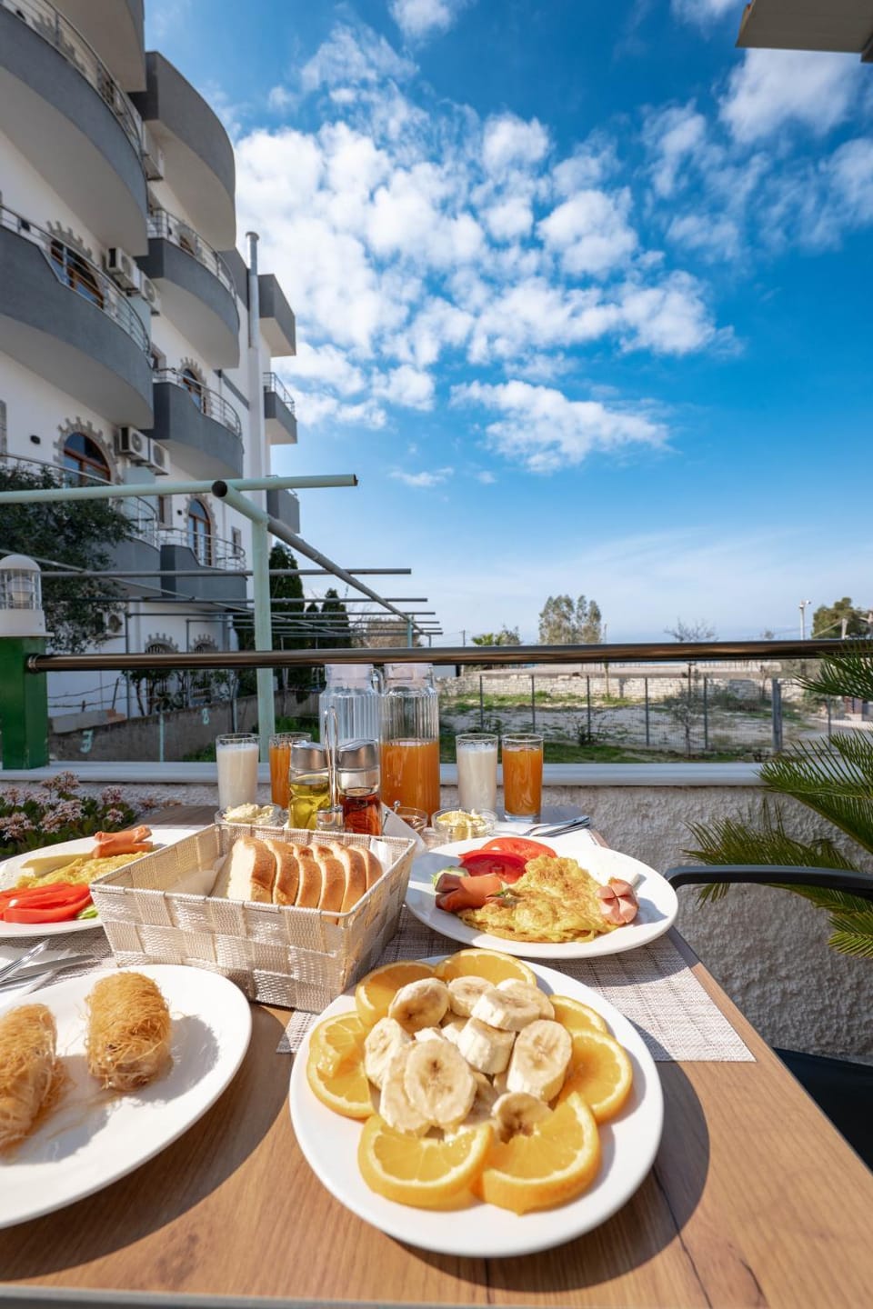 Balcony/Terrace, Breakfast
