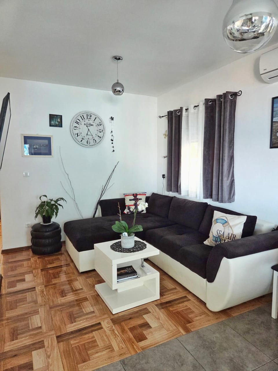 Apartment TIA, private terrace, sea view, jacuzzi Apartment in Trogir