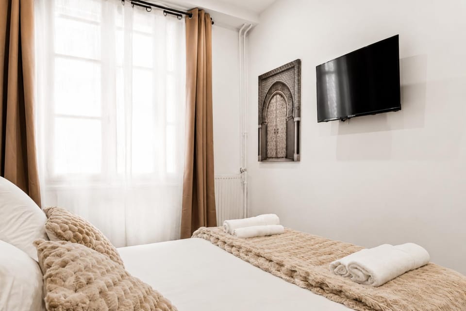 Spacieux appartement à Paris- 10 voyageurs Apartment in Paris