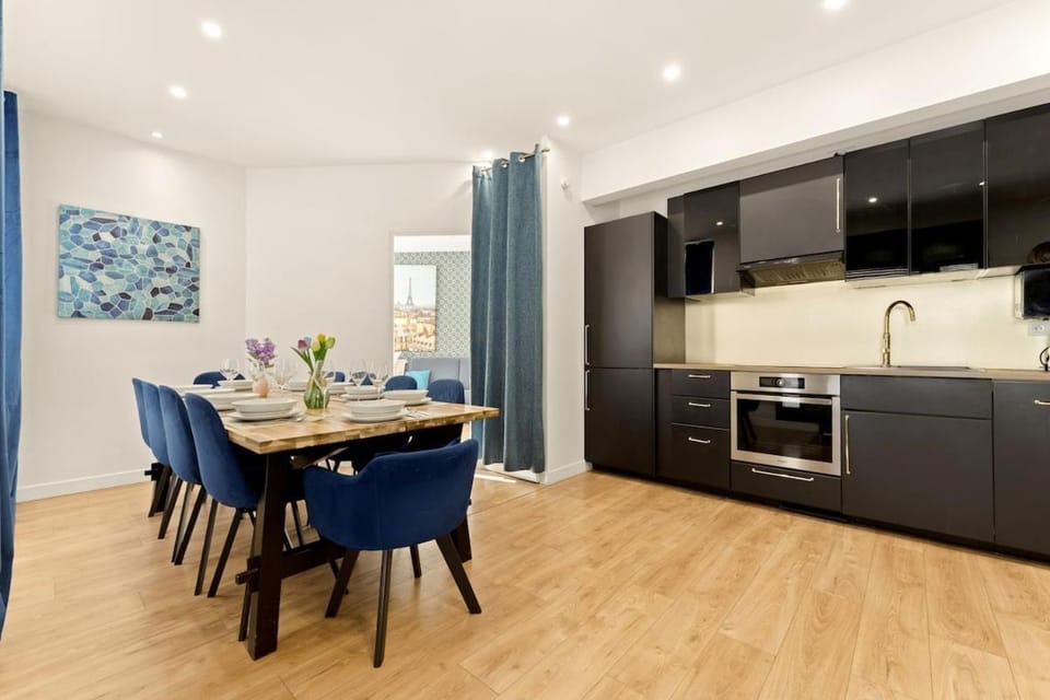 Spacieux appartement à Paris- 10 voyageurs Apartment in Paris