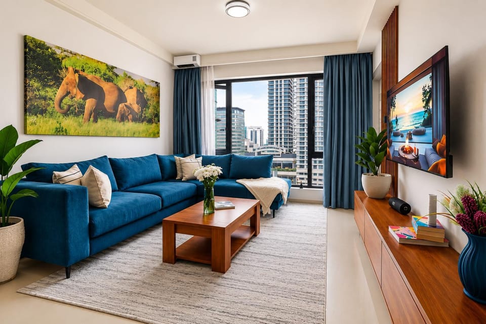 Communal lounge/ TV room, Living room, Seating area