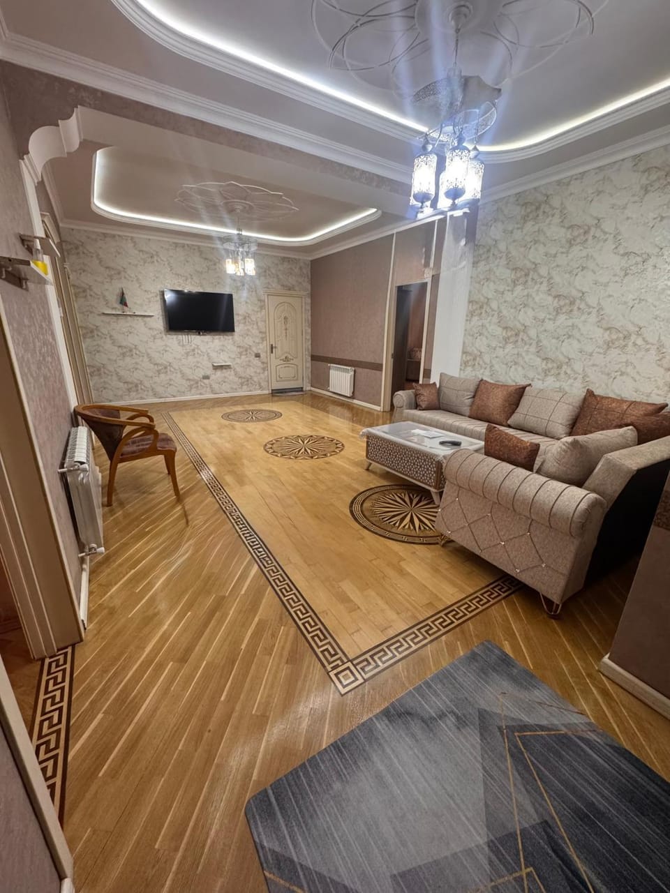 Communal lounge/ TV room, TV and multimedia, Living room, Seating area