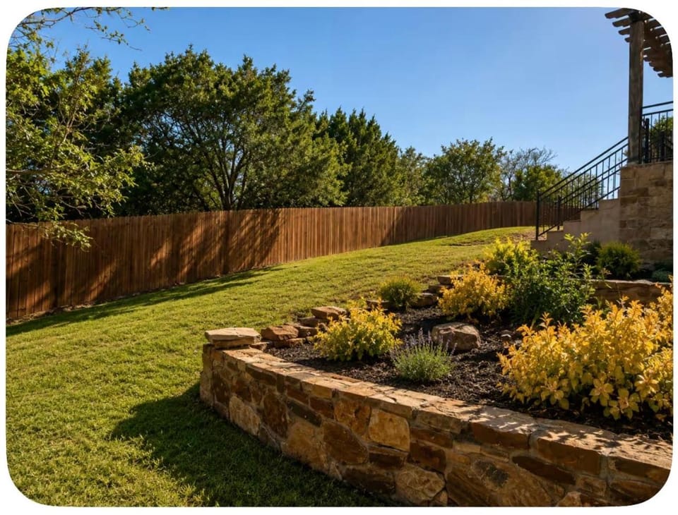 5 Star Grand Estate in Lone Star Forest Hideaway House in New Braunfels