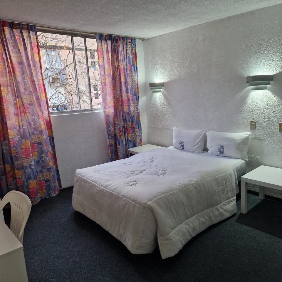 Hotel polly Love hotel in Mexico City