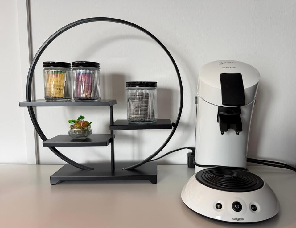 Coffee/tea facilities, minibar