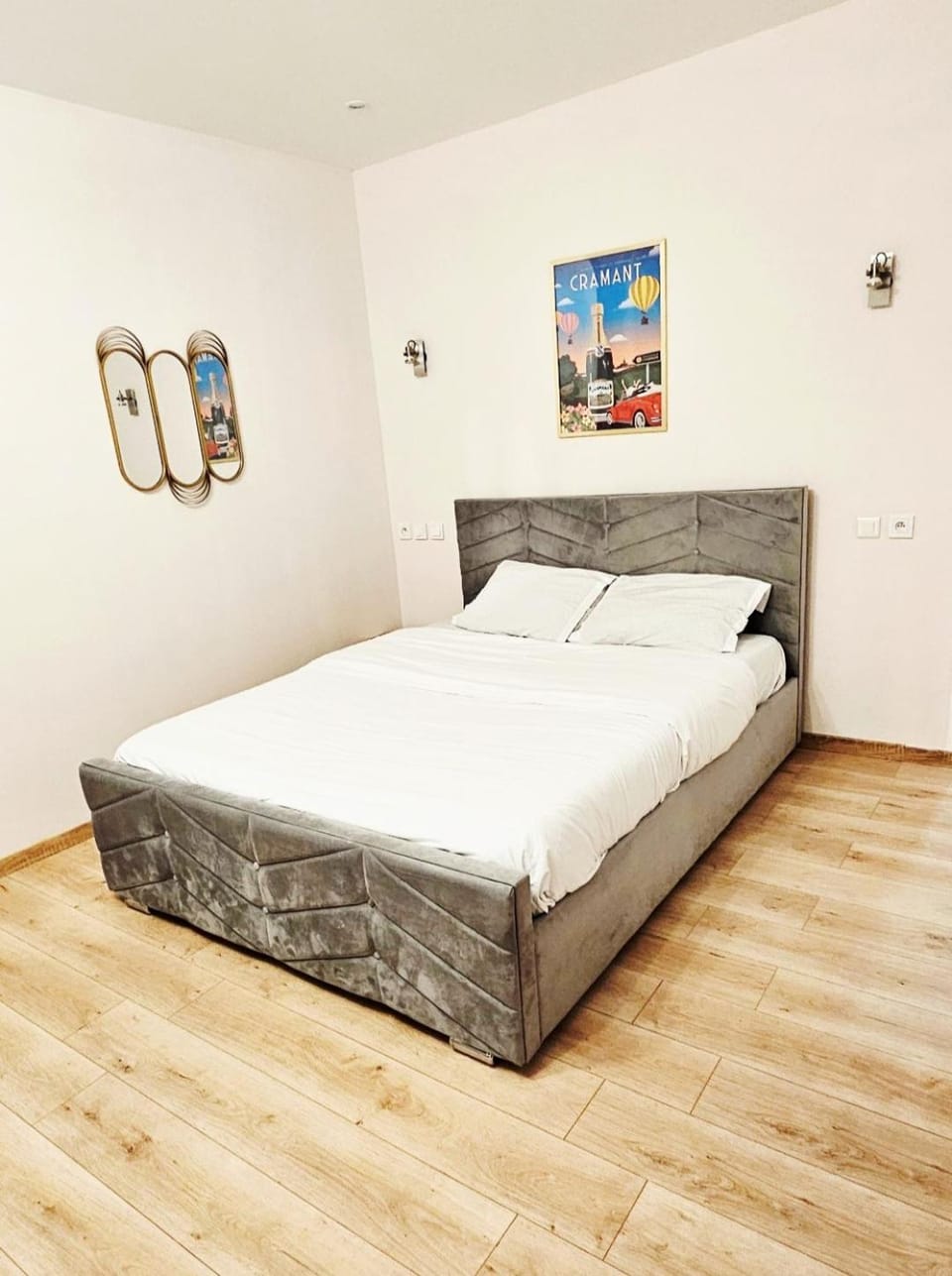 Belle Appartement avec 2 studios 2 salles de bain & Parking Gratuit dans le rue RDC proche centre Apartment in Epernay