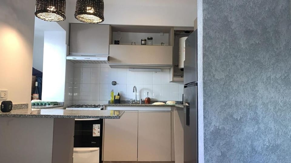 Depto en el corazón de Pichincha, bares y parque Apartment in Rosario