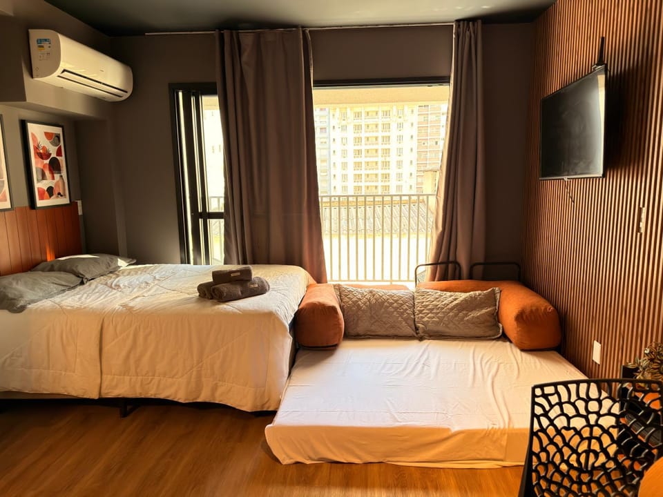 Studio Moderno a 3 min do Metrô C vaga Apartment in Sao Paulo City