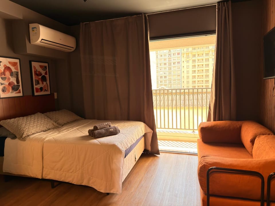 Studio Moderno a 3 min do Metrô C vaga Apartment in Sao Paulo City