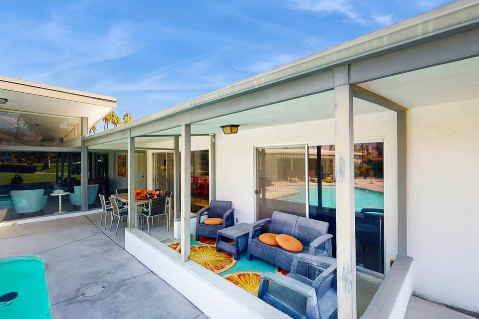 Mod Reflections at Tamarisk House in Rancho Mirage
