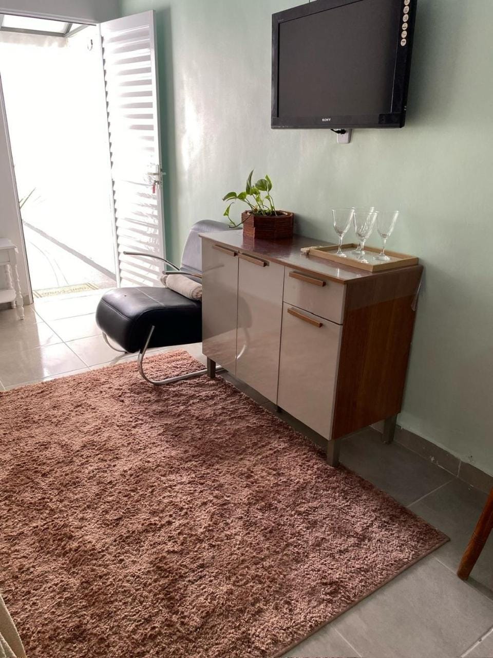 STUDIO GOIÂNIA MOTO GP VELOCIDADE com estacionamento incluso House in Goiania
