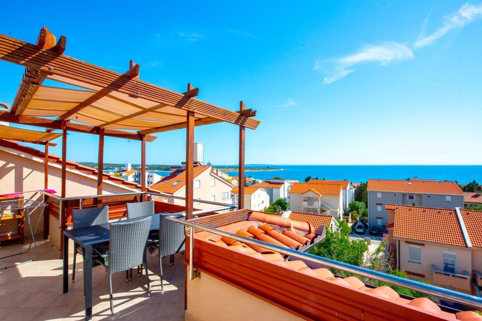 View (from property/room), Seating area, Sea view