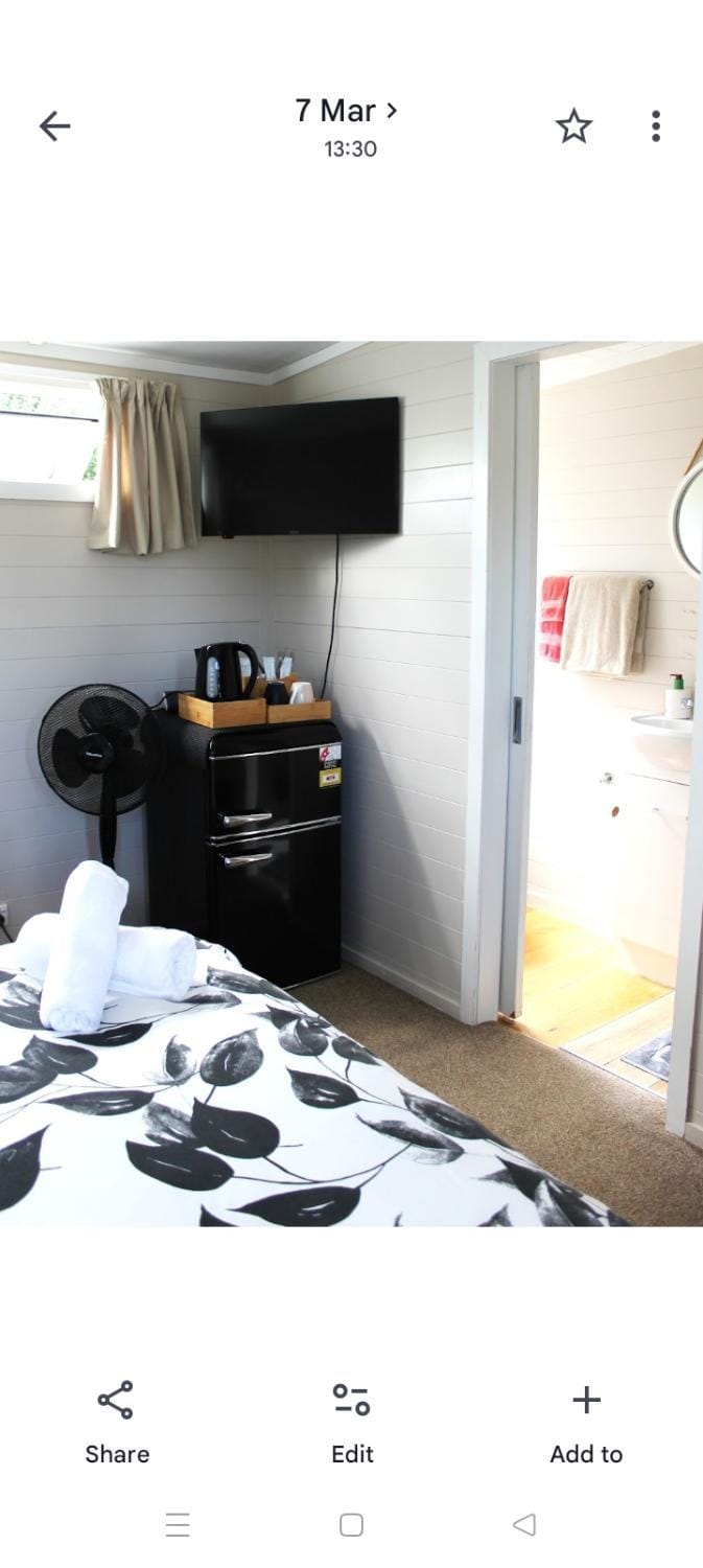 Prestige park suites Raglan - Private studio Bed and Breakfast in Raglan