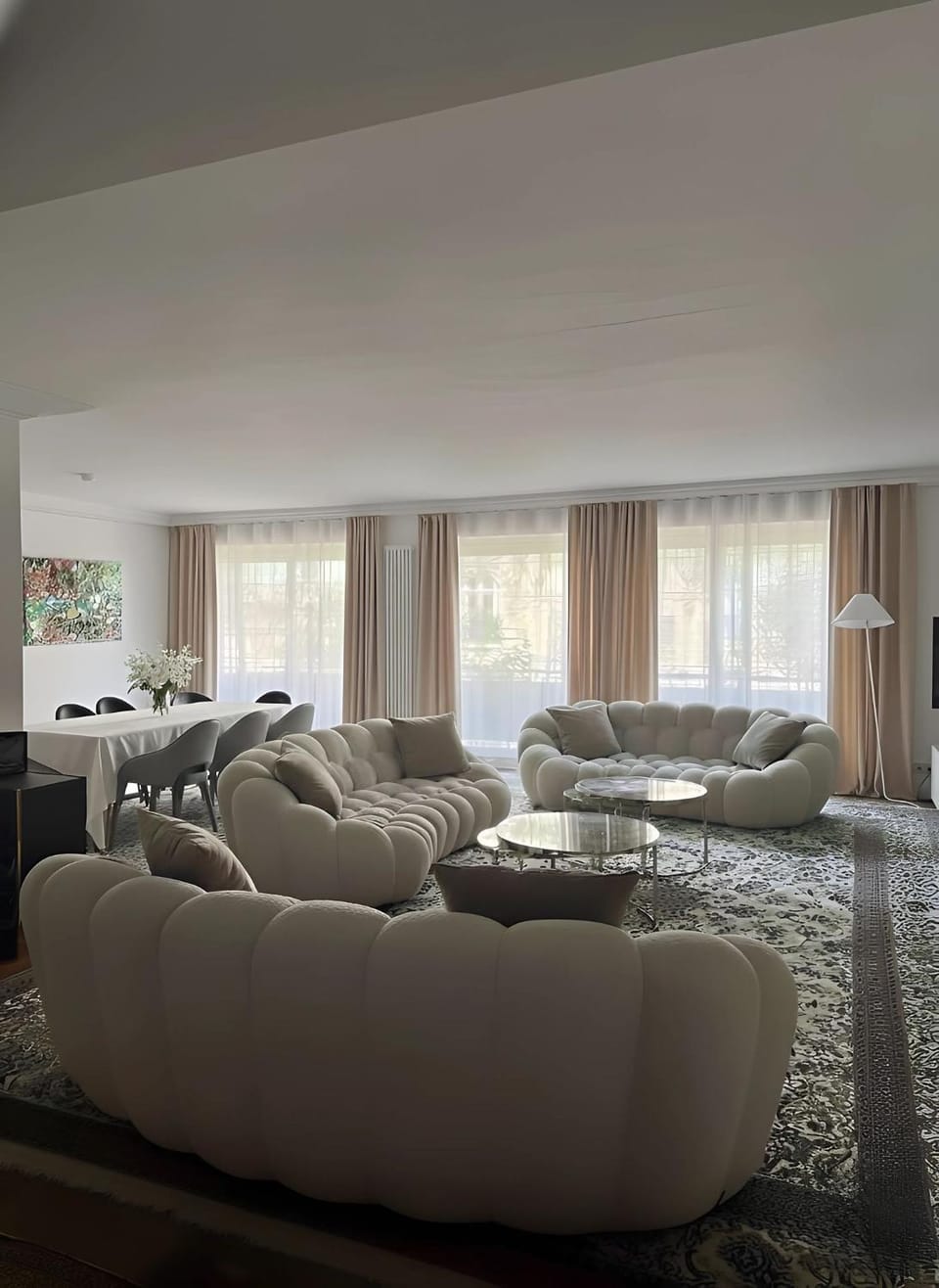 Arc de Triomphe - Prestigious 3BR - Terrace Apartment in Paris