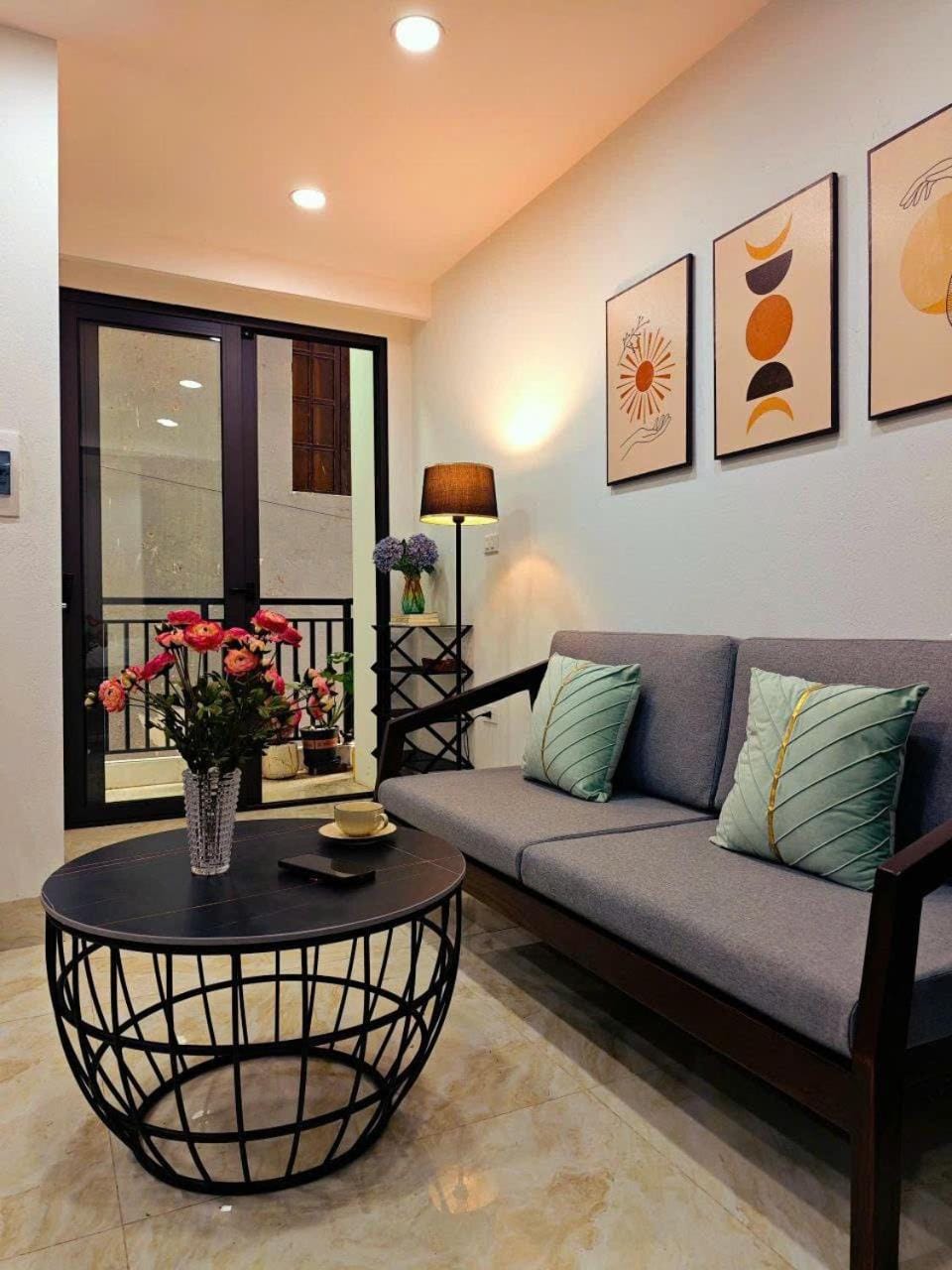 HThome Bed and Breakfast in Hanoi