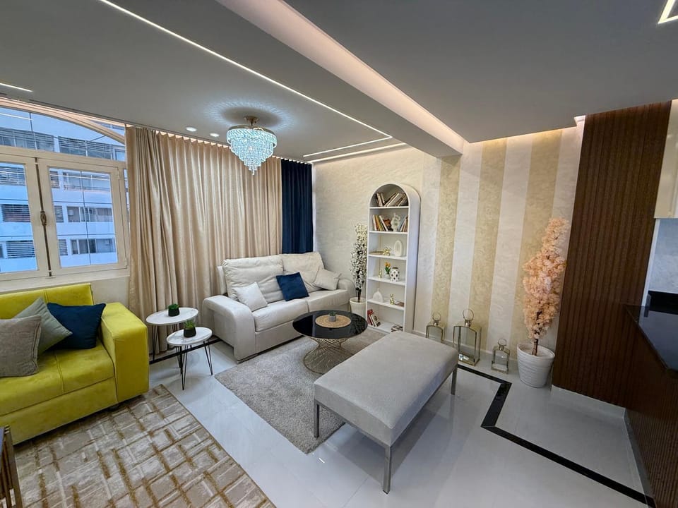 Grand appartement de lux vu mer au boulevard Apartment in Tangier