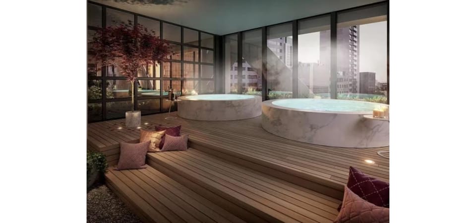 Luxe Sky High 2 Bedroom CBD Apartment with Pool Gym Spa and Views Apartment in Melbourne