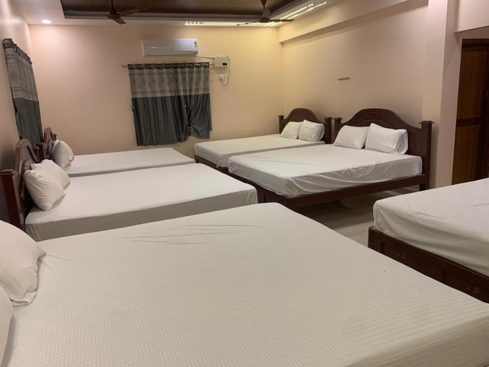 abirami arulagam Chalet in Maharashtra