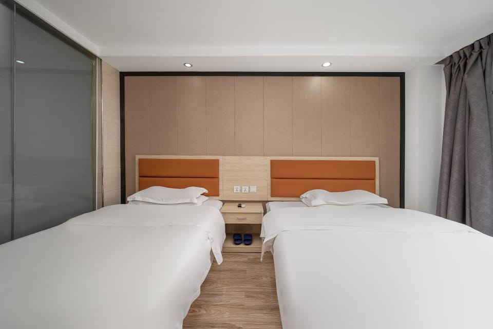 广州美华酒店-南方大厦新亚洲电子城新中国大厦服装城 Hotel in Guangzhou