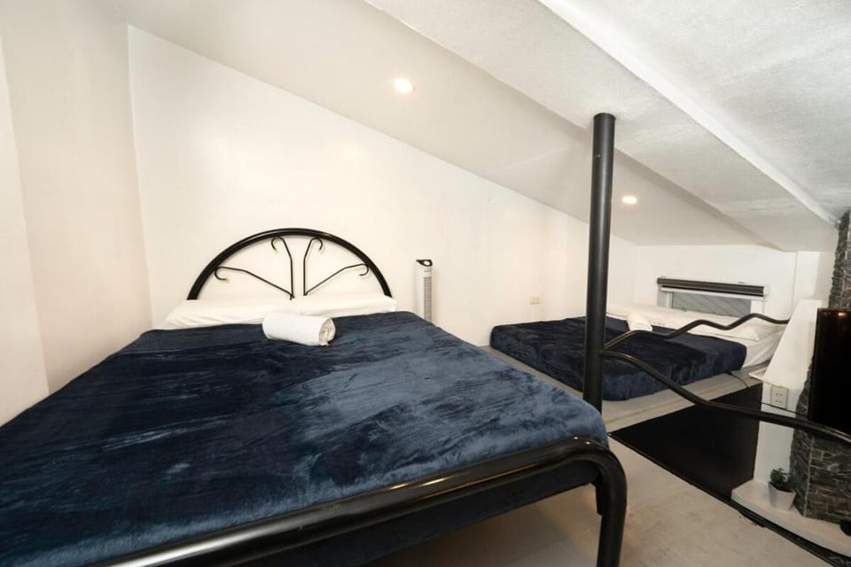 2BR The South Drive Loft 303 Apartment in Baguio