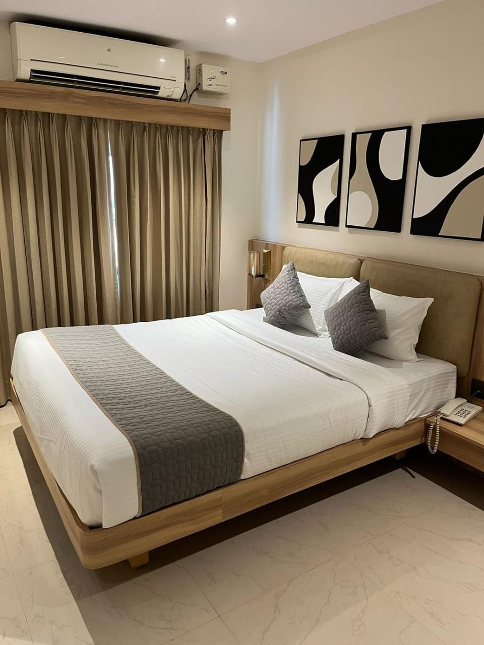 Phoenix stay in Bed and Breakfast in Telangana