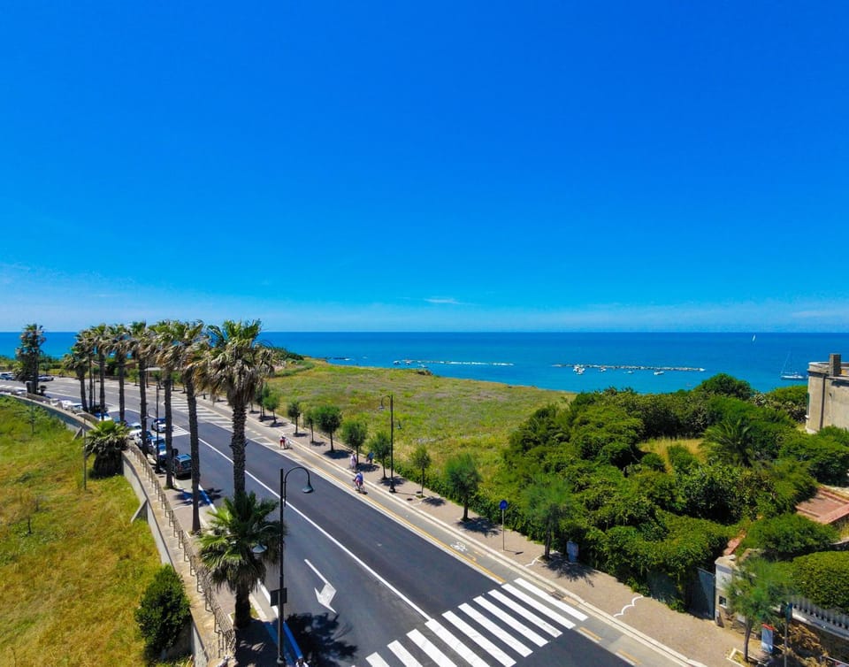 Sea view, Sea view