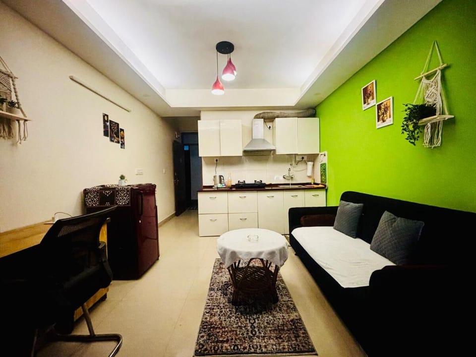 Urban Hillview Serenity Studio by Jwalpa Retreat Apartment in Dehradun