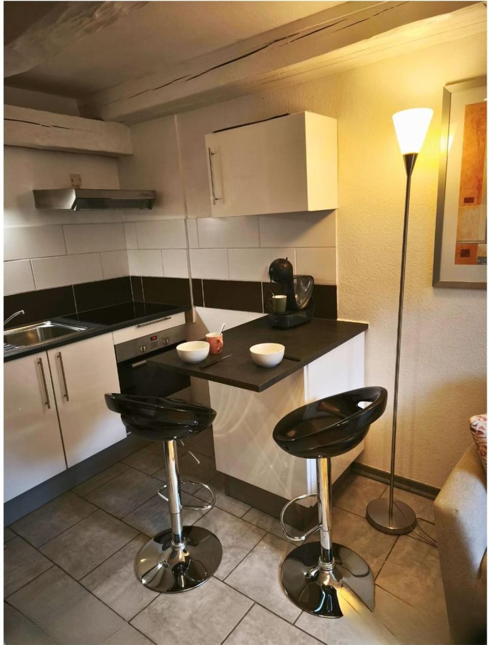 Kitchen or kitchenette, Dining area, oven, stove
