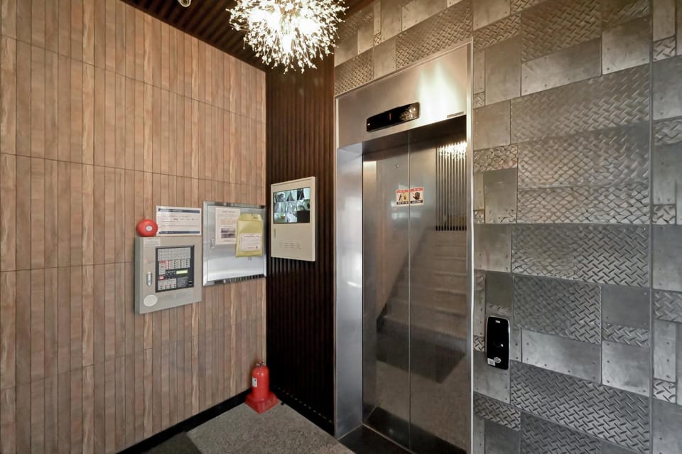 elevator