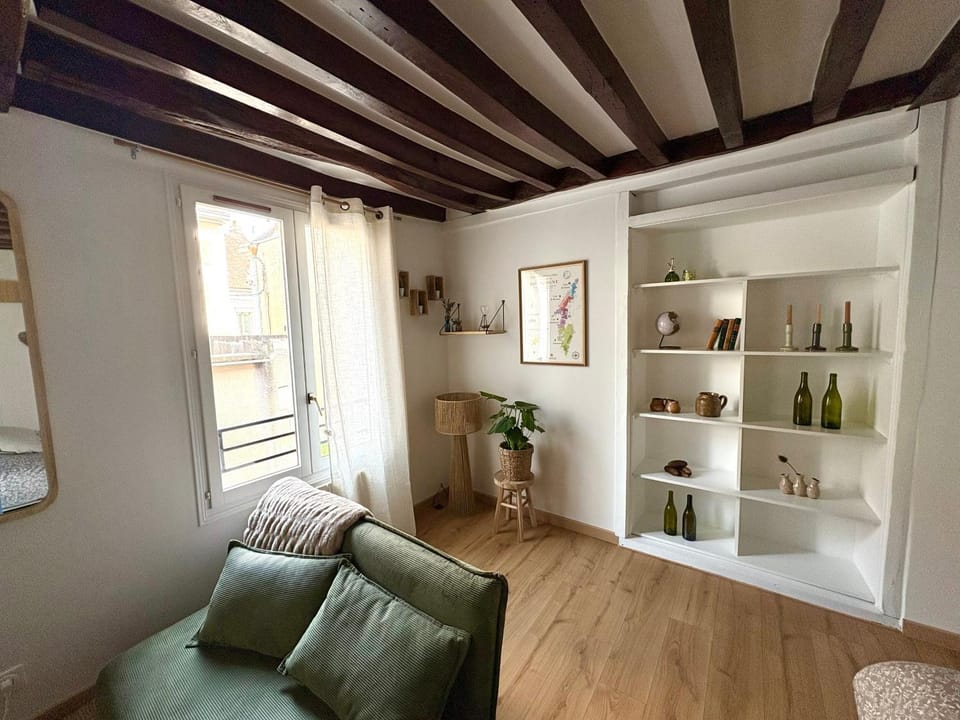 Living room, Decorative detail, wardrobe