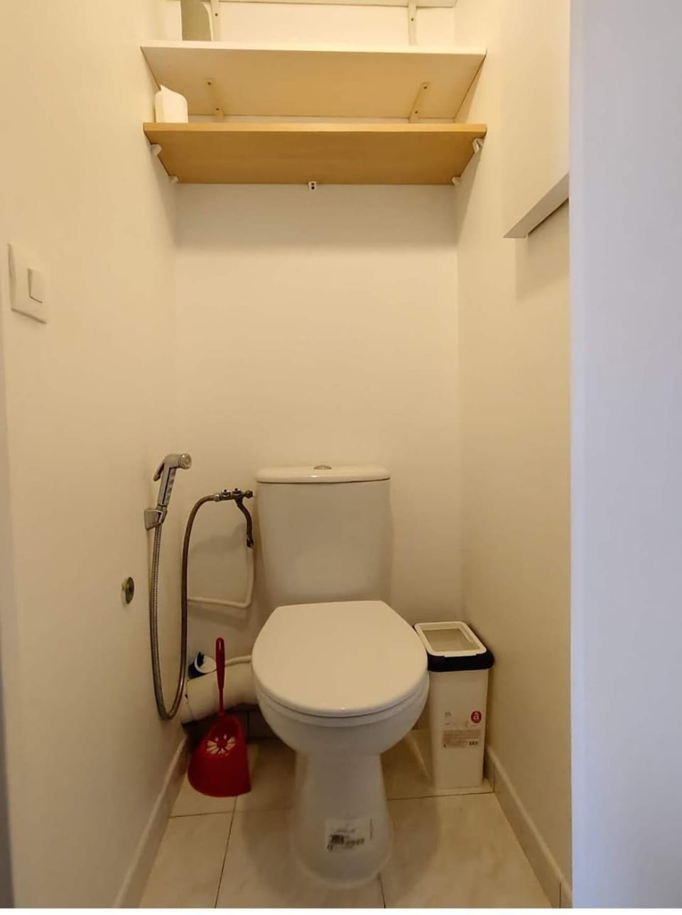 5 min walk to metro, 3 bedrooms, la défense, parking Apartment in Puteaux