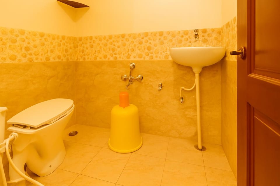 Mysore Couple Friendly at 999 Bed and Breakfast in Mysuru