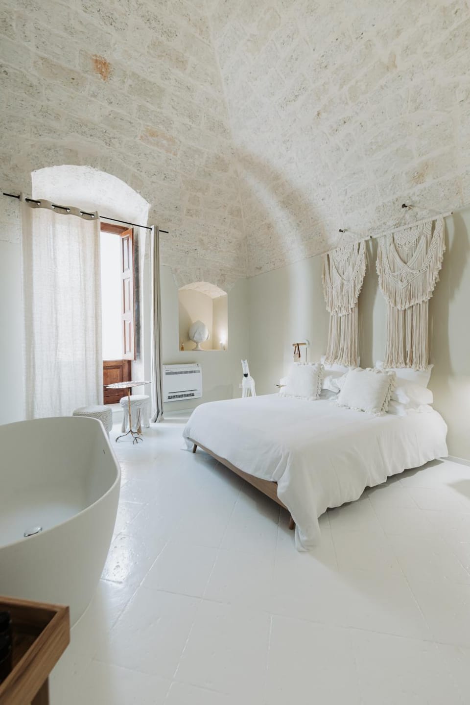Bed, Balcony/Terrace, Bath