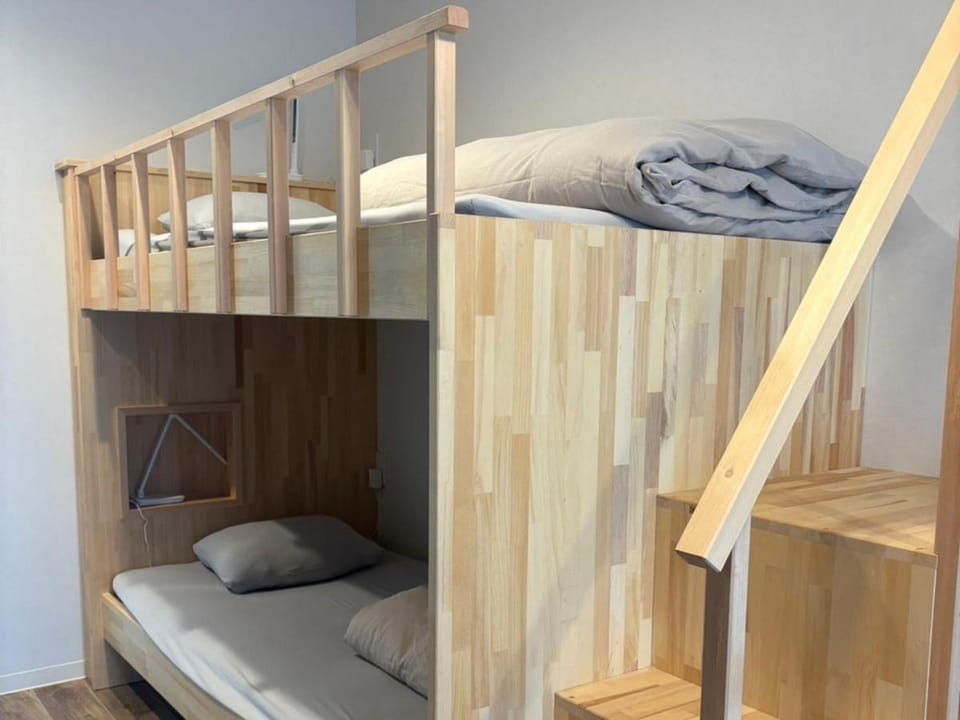 bunk bed