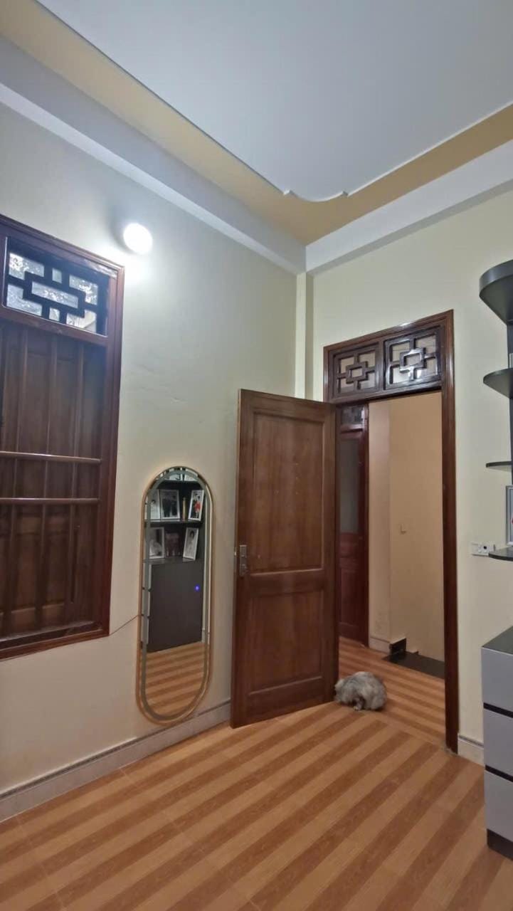 Phòng giường lớn có cửa sổ, cách chợ 500m Vacation rental in Vietnam