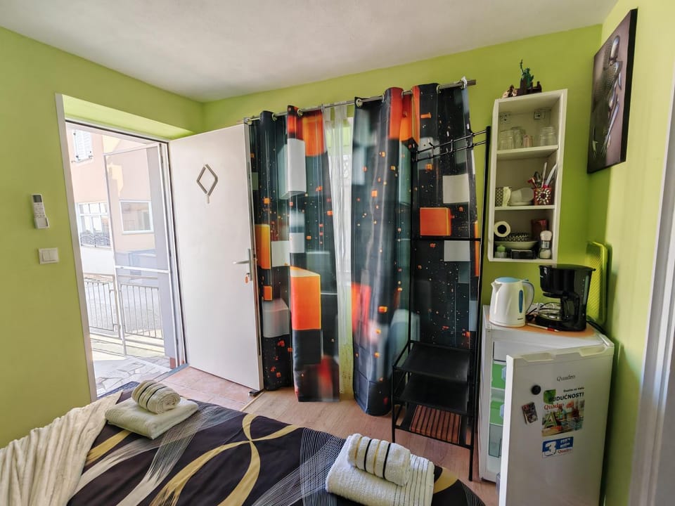 Hana room Apartment in Premantura