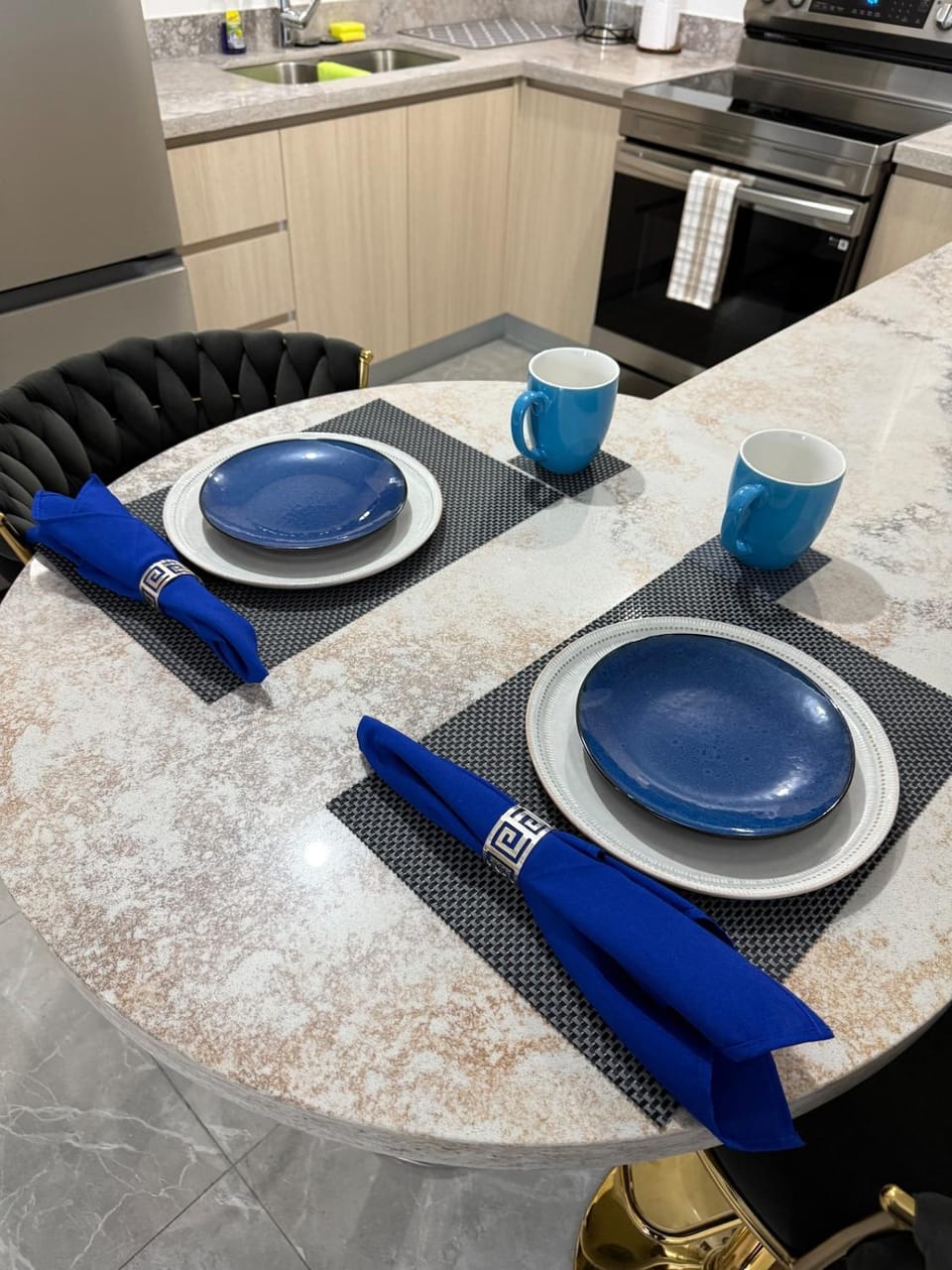 Deanery Apartments - Pool Access - Fully AC - 24hrs Security - 20mins Airport Apartment in Kingston