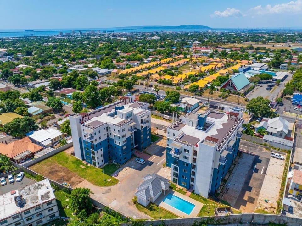 Deanery Apartments - Pool Access - Fully AC - 24hrs Security - 20mins Airport Apartment in Kingston