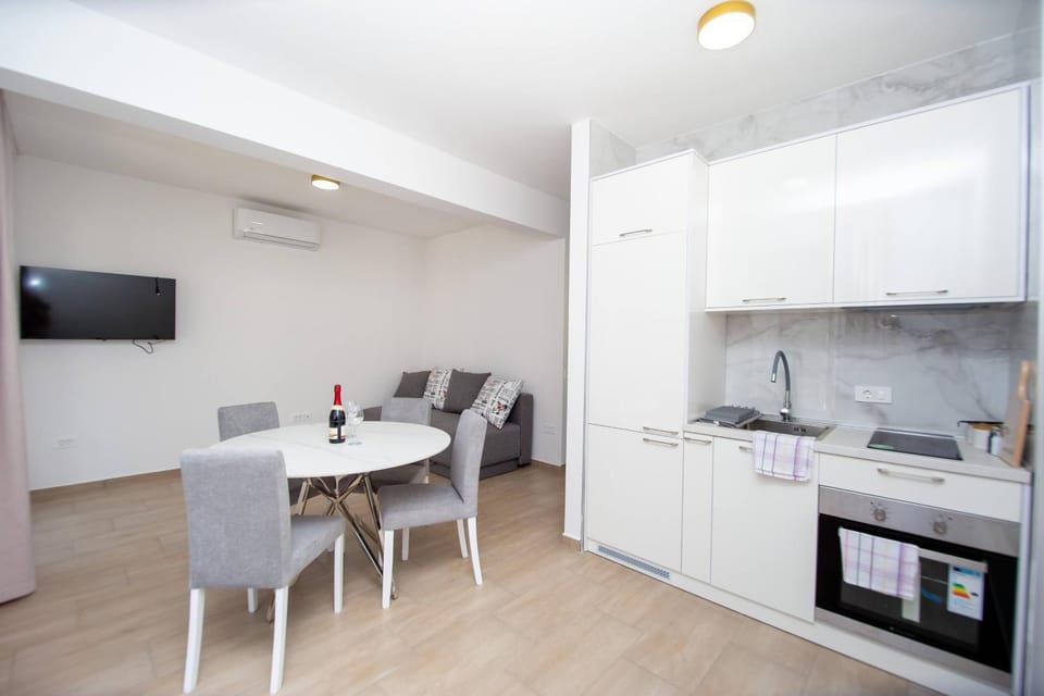 Nina Apartments Prcanj Apartment in Kotor Municipality