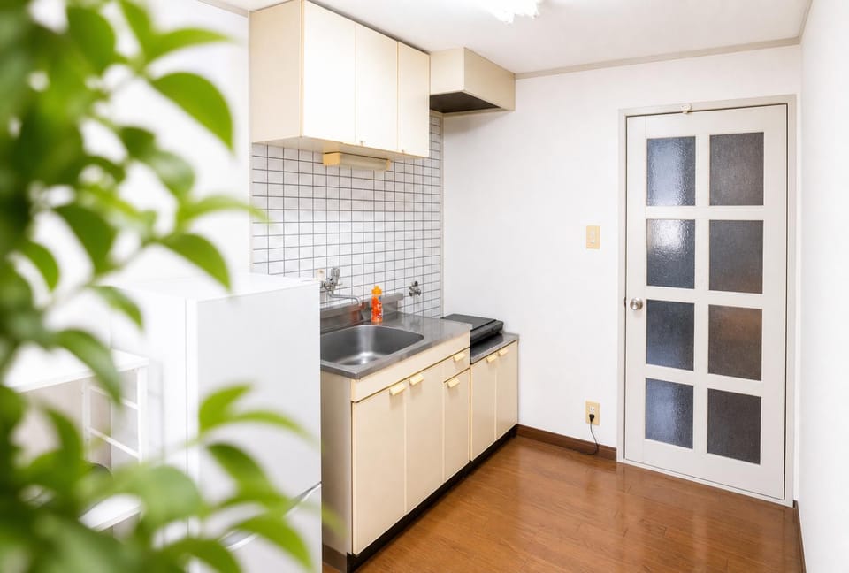 Kitchen or kitchenette
