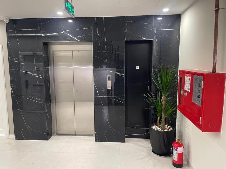 elevator