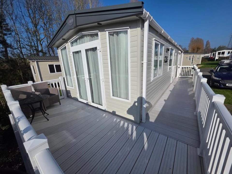Rockley Park - The Poplars Campground/ 
RV Resort in Poole