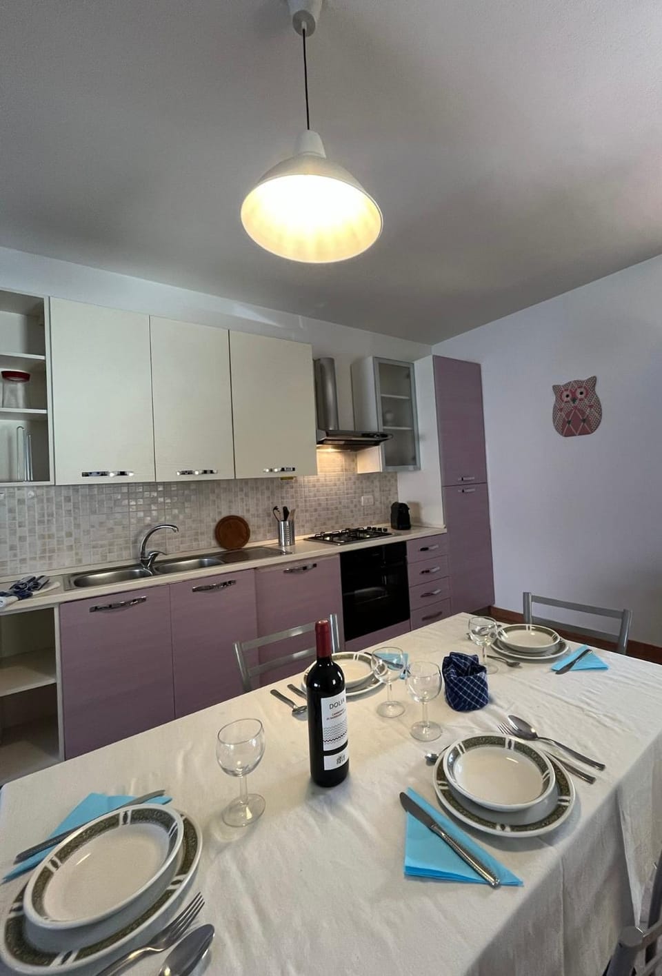 Kitchen or kitchenette, kitchen