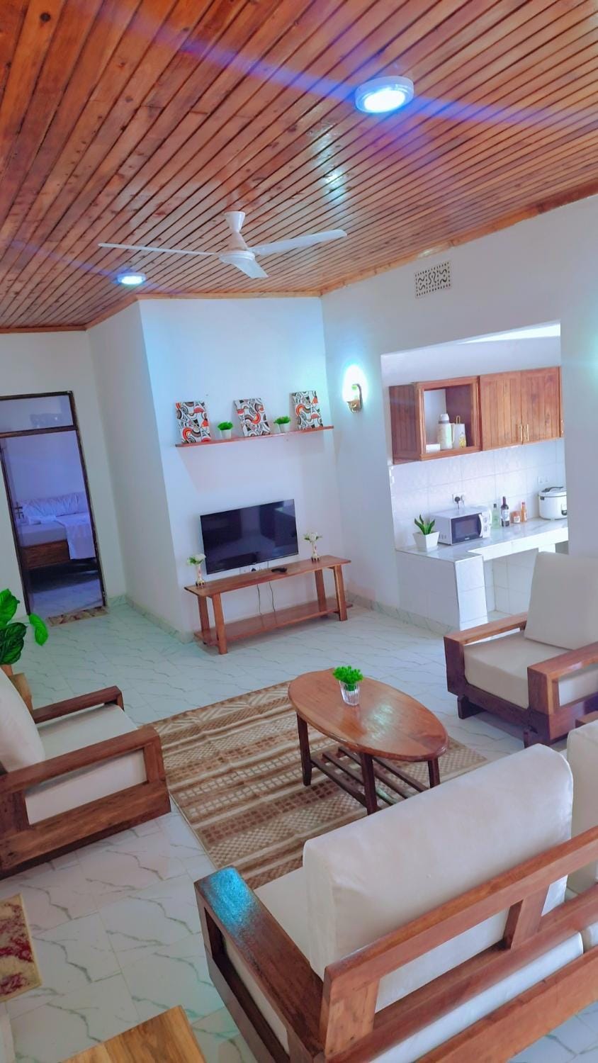 Kitchen or kitchenette, Living room, Seating area