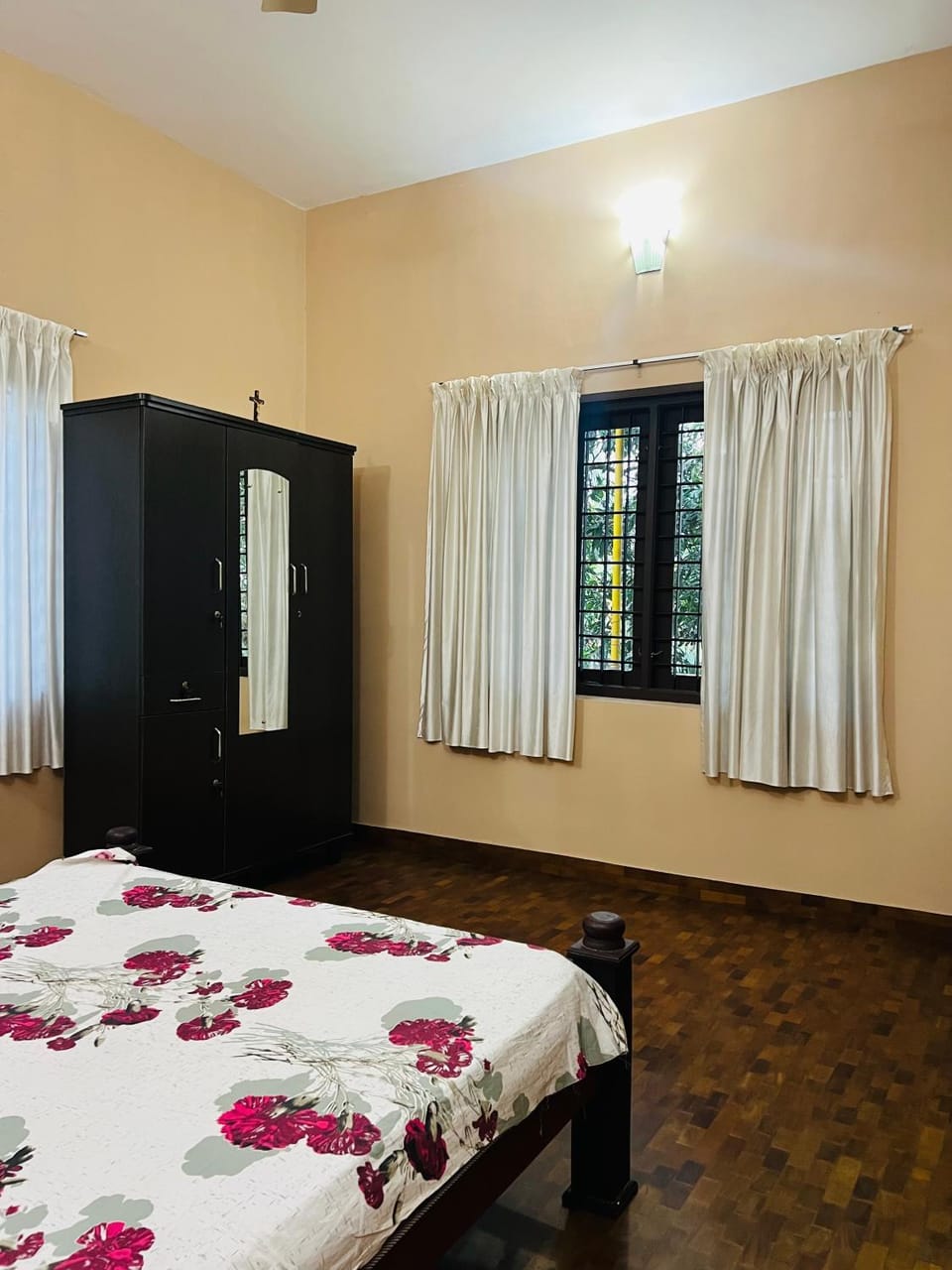 Bed, Photo of the whole room, Bedroom, wardrobe