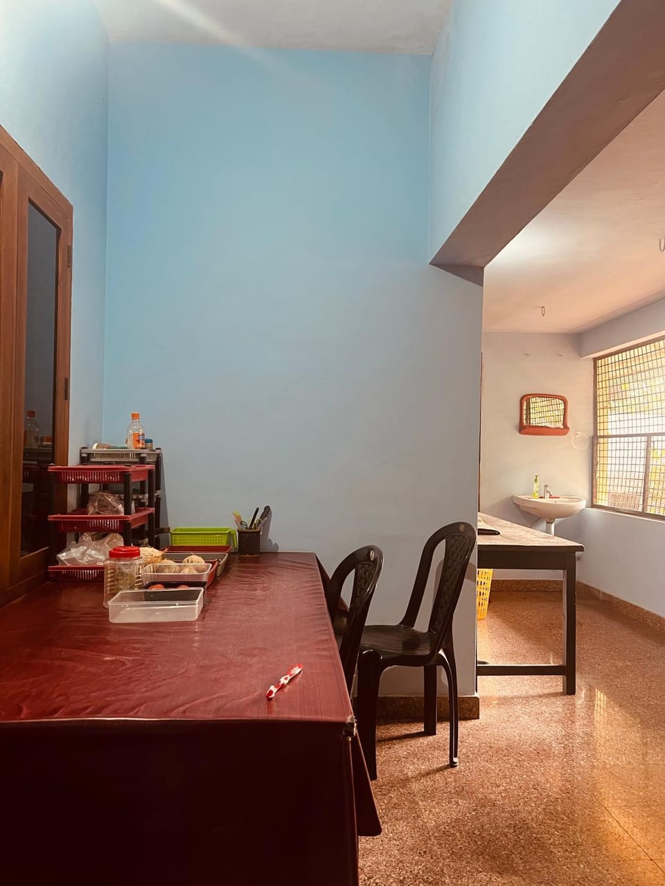 Seating area, Dining area, kitchen
