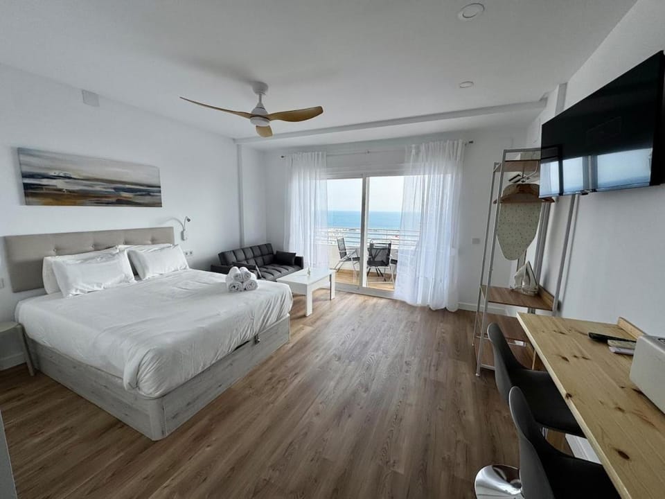 Downtown apartment with the best ocean views Apartment in Alicante