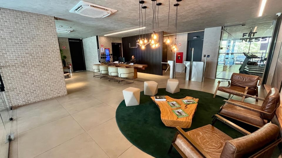 Staff, Lobby or reception, Lounge or bar, concierge, acessibility